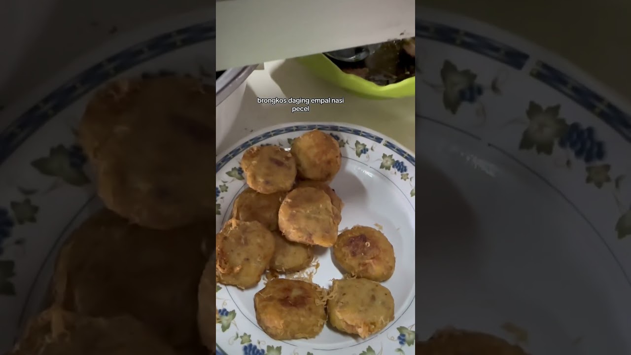 Rumah Makan legendaris katanya udah 70 tahun. #kulinerparakan #kulinertemanggung