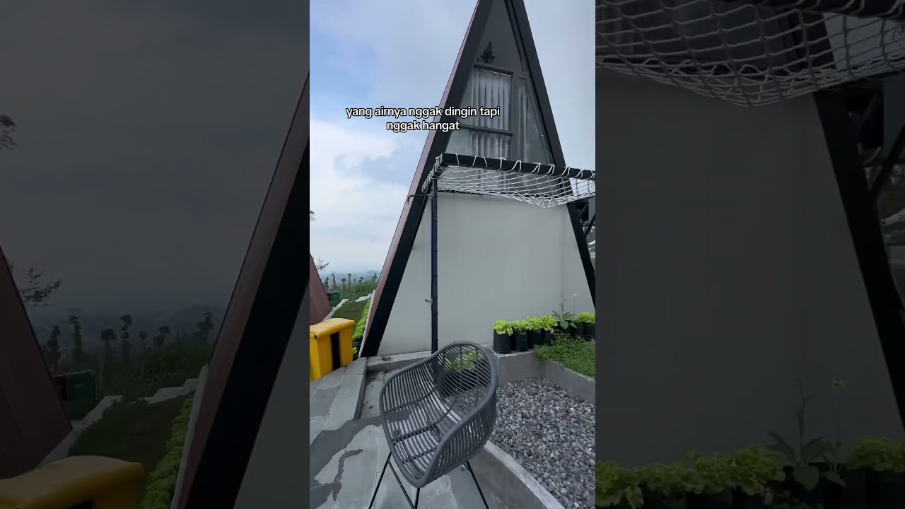 Penginapan antara Gunung Merbabu dan Gunung Merapi. Gamping dengan pool. #staycationboyolali